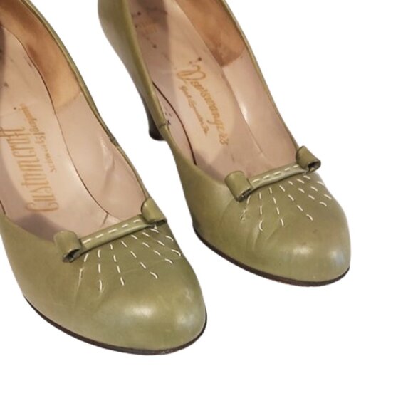 1950s Vintage Light Olive Green Leather Shoes Rounded Toe High Heels Size 7 - Picture 3 of 8